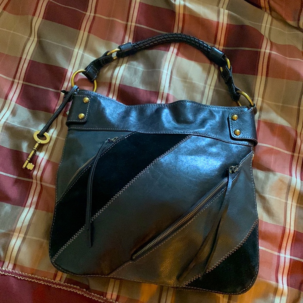 Fossil fifty-four Whitney black leather suede large expandable shoulder bag EUC